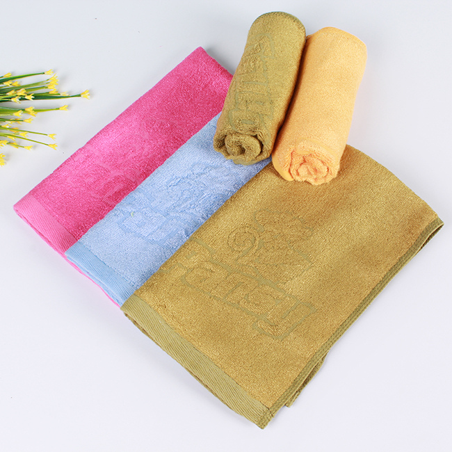 093A0764 Các chất liệu phổ biến sản xuất khăn mặt hiện nay